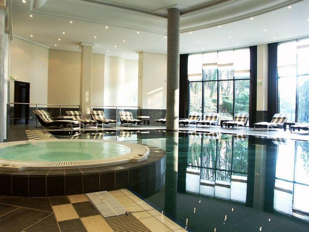 Hotel & Spa Le Pavillon Charbonnières-les-Bains Exterior foto